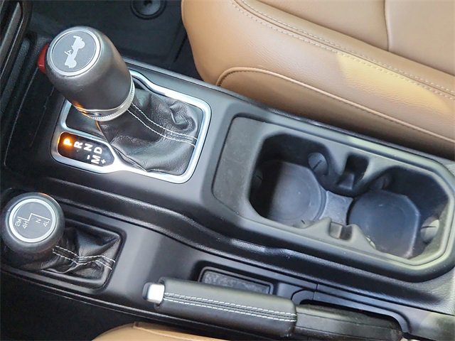 Used 2023 Jeep Wrangler Unlimited Rubicon w/ LED Lighting Group image 16