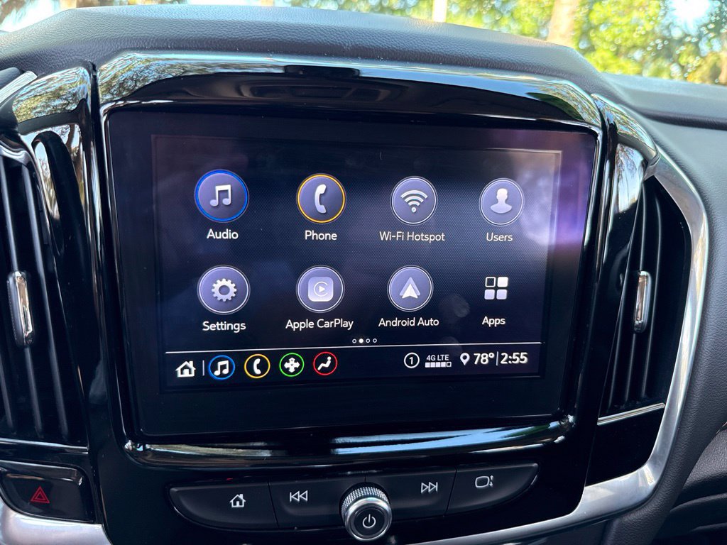 Used 2021 Chevrolet Traverse LT FWD image 27