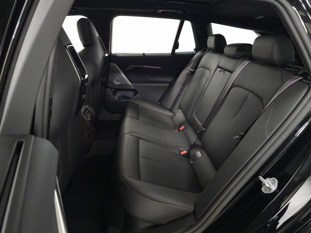 Used 2025 BMW M5 Touring w/ M Driver's Package image 45