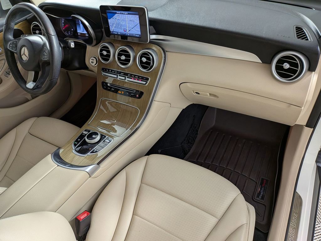 Used 2018 Mercedes-Benz GLC 300 image 29