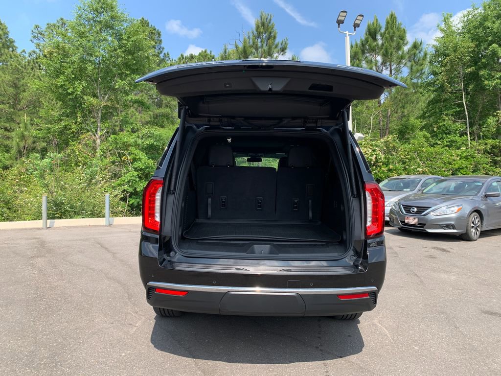 Used 2023 GMC Yukon XL SLT RWD image 7