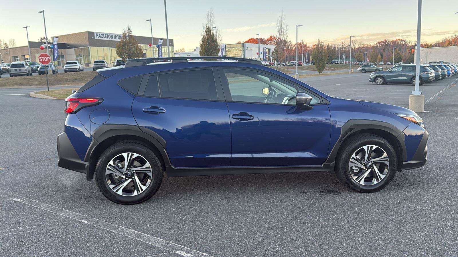 Used 2024 Subaru Crosstrek 2.0i Premium image 4