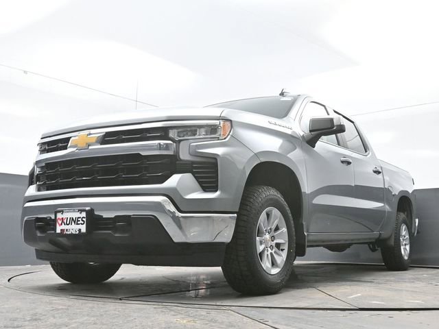 Used 2025 Chevrolet Silverado 1500 LT AWD/4WD image 50