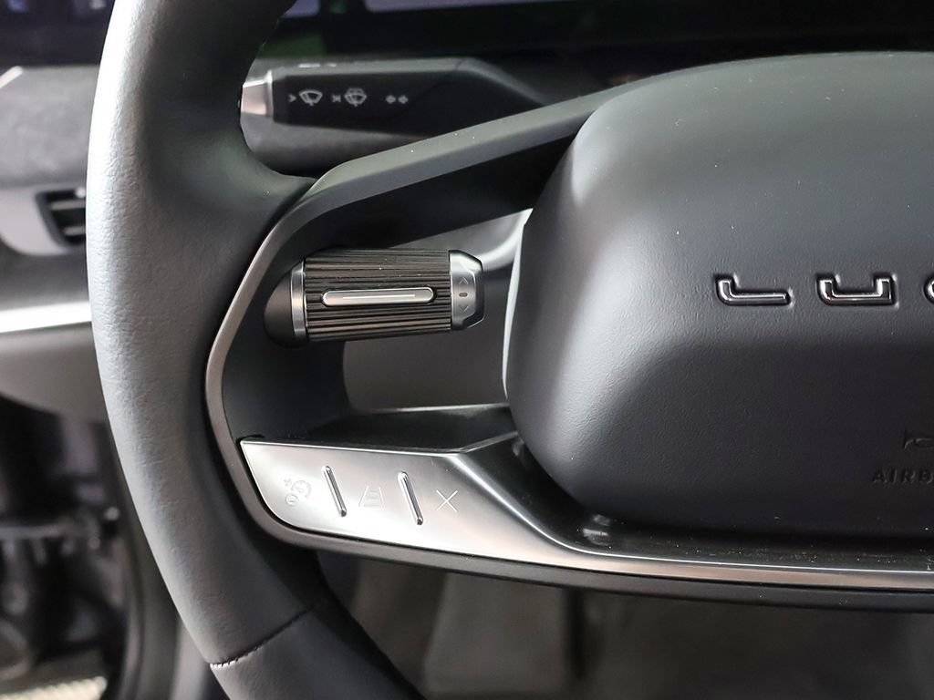 Used 2024 Lucid Air Touring AWD/4WD image 39