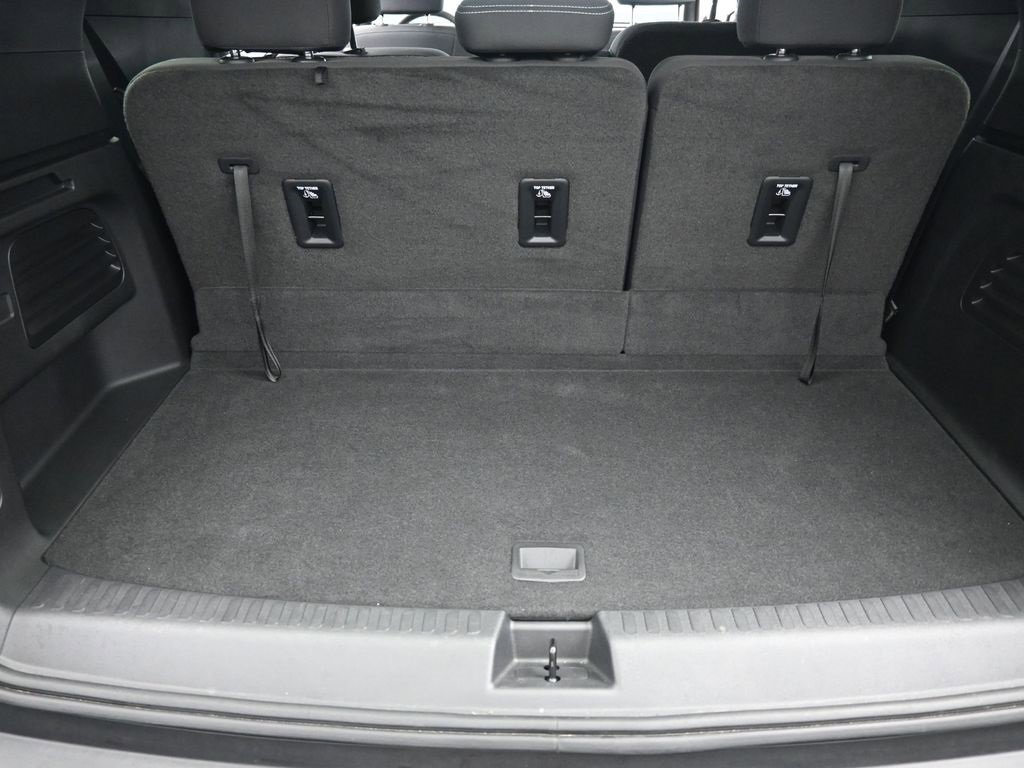 Used 2024 Chevrolet Traverse LT image 15