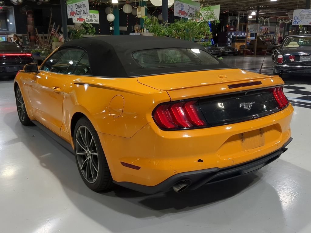 Used 2019 Ford Mustang Premium w/ Equipment Group 201A RWD image 8