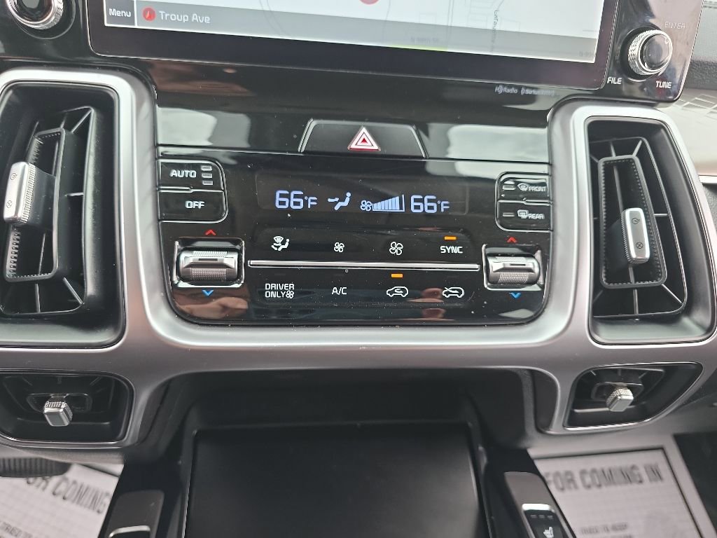 Used 2022 Kia Sorento EX FWD image 18