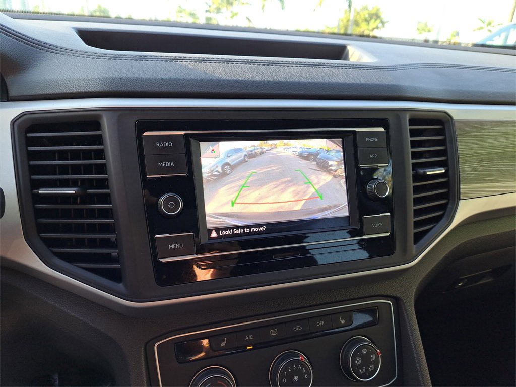 Certified 2023 Volkswagen Atlas Cross Sport SE image 22