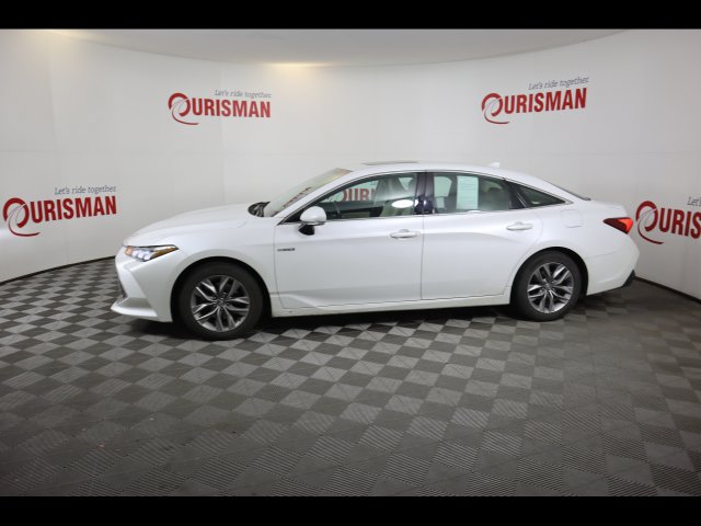 Used 2020 Toyota Avalon XLE w/ Moonroof Package FWD image 10