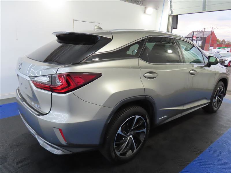 Used 2019 Lexus RX 450h AWD w/ Luxury Package image 14