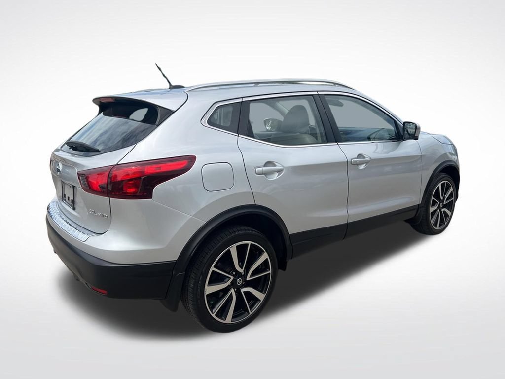 Used 2018 Nissan Rogue Sport SL w/ SL Premium Package AWD/4WD image 43