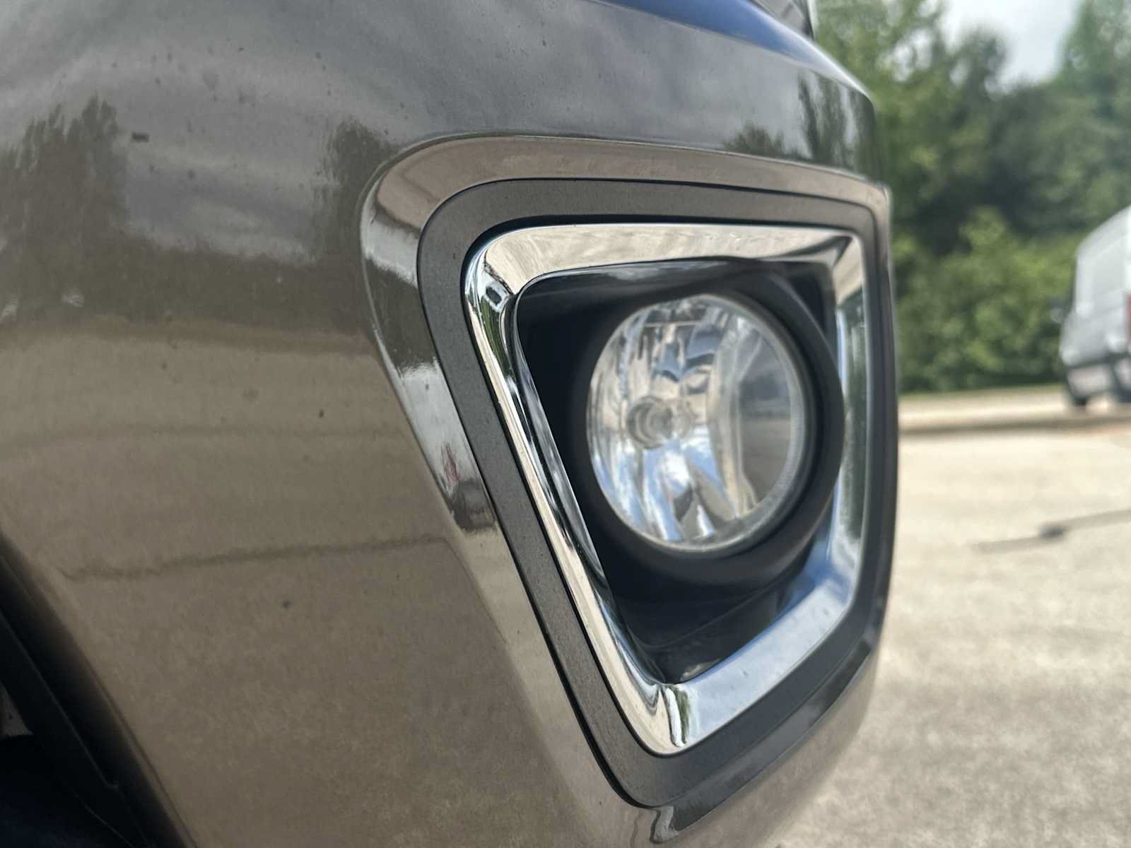 Used 2017 Chevrolet Colorado Z71 AWD/4WD image 11