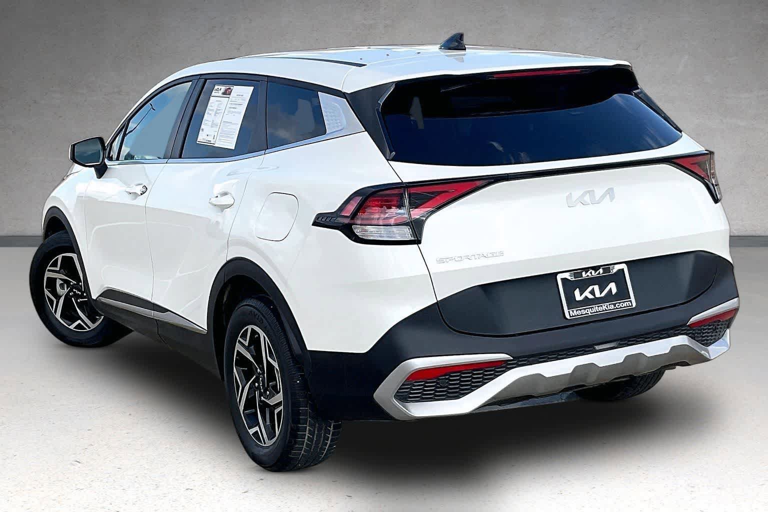 Certified 2023 Kia Sportage LX FWD image 4
