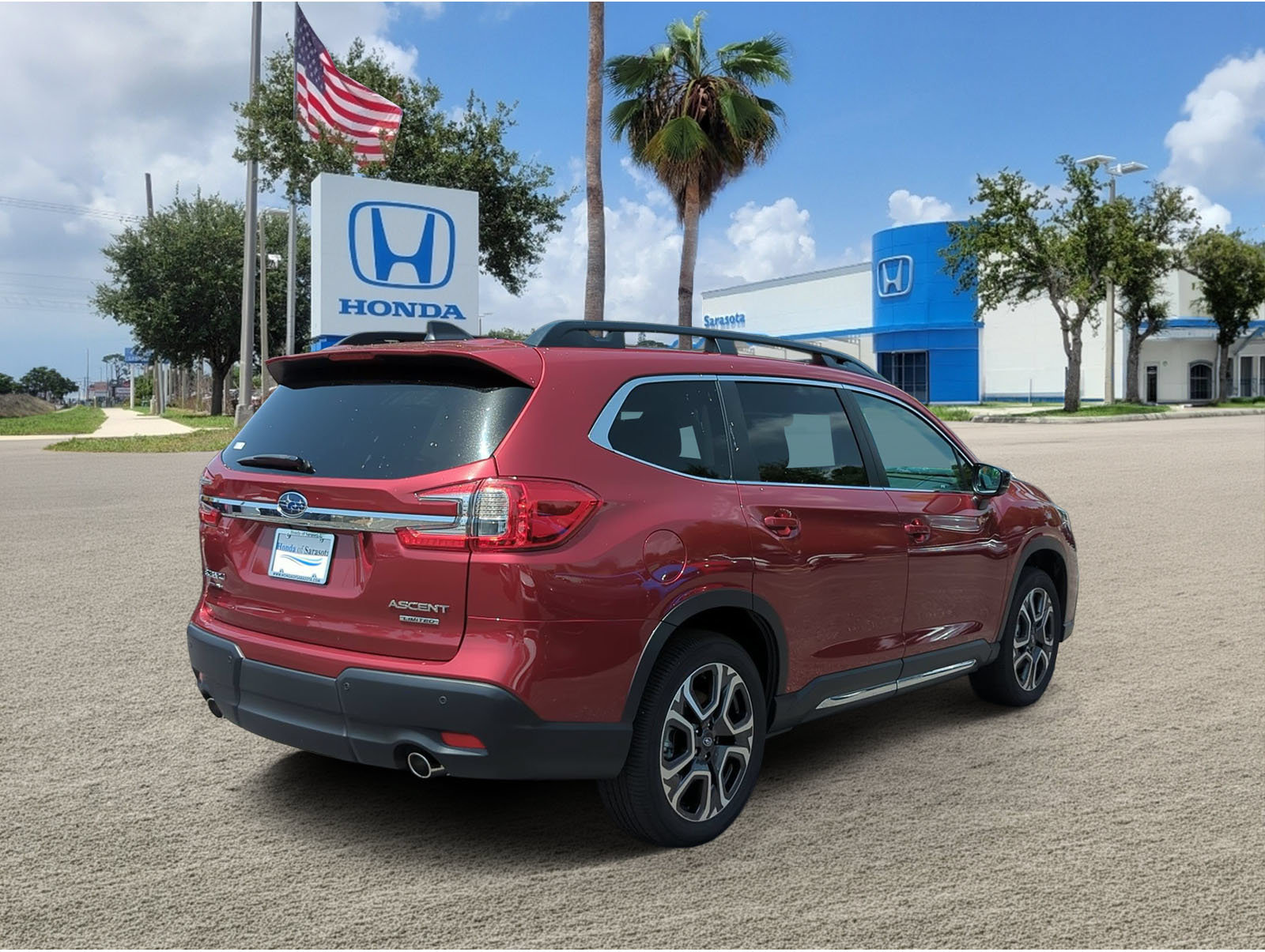 Used 2025 Subaru Ascent Limited w/ Popular Package #2 AWD/4WD image 5