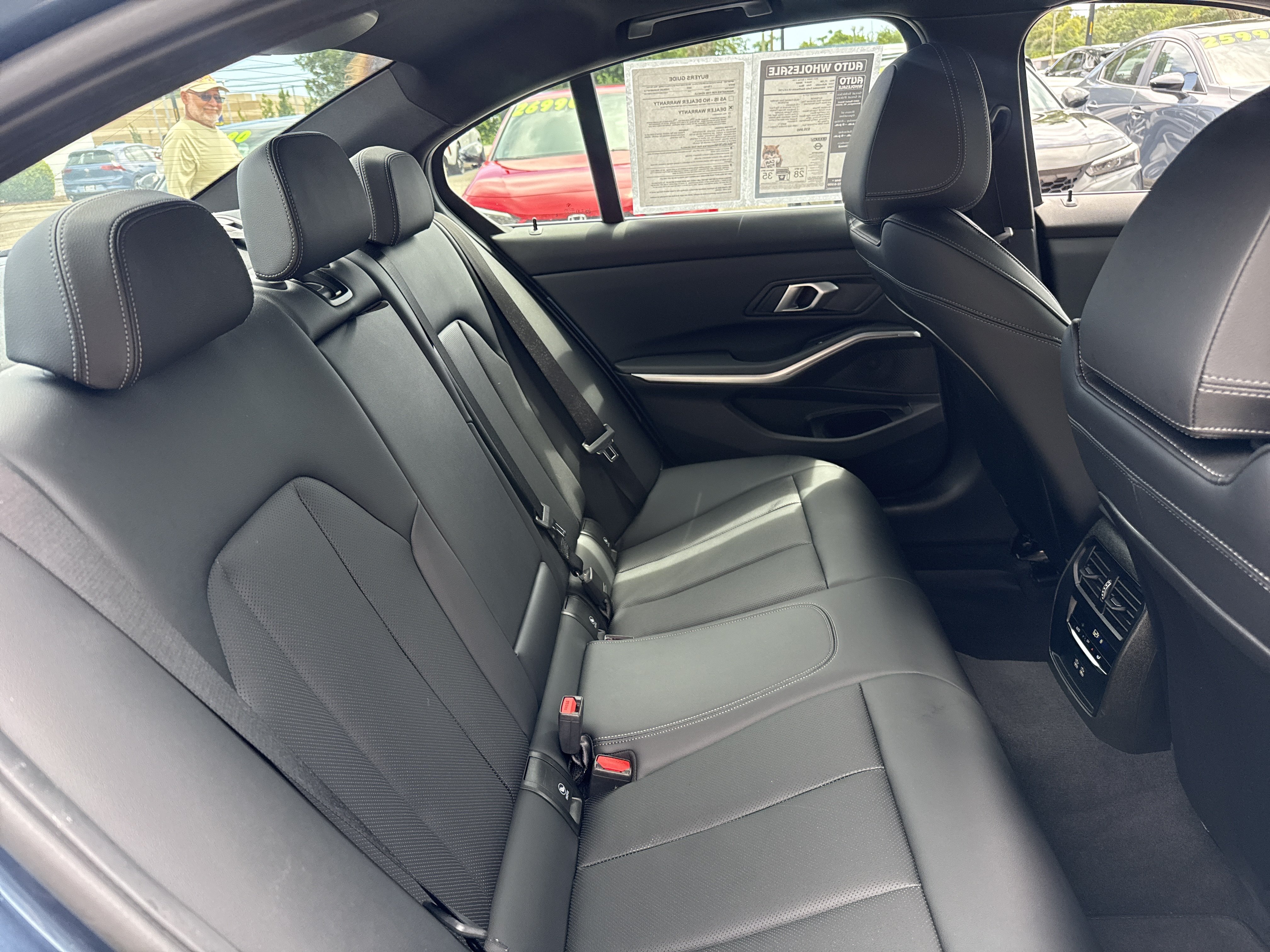 Used 2025 BMW 330i Sedan RWD image 13