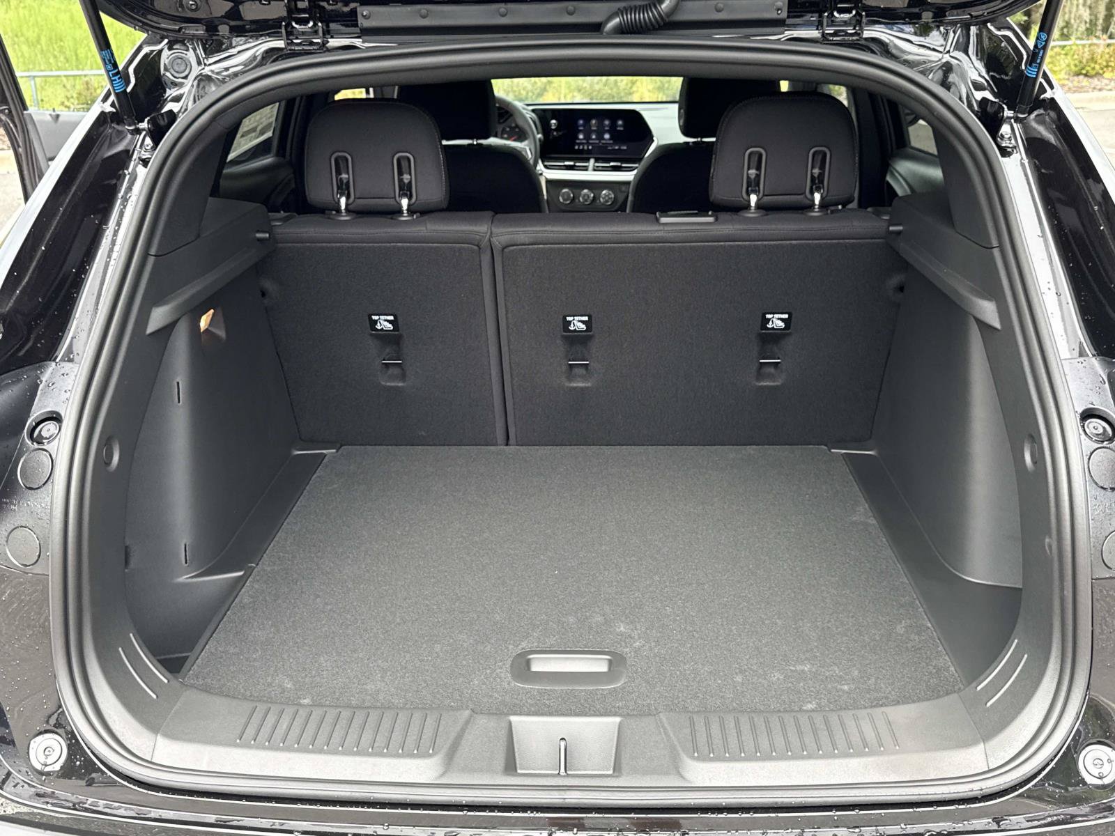 New 2026 Chevrolet Trax RS w/ Driver Confidence Package FWD image 30