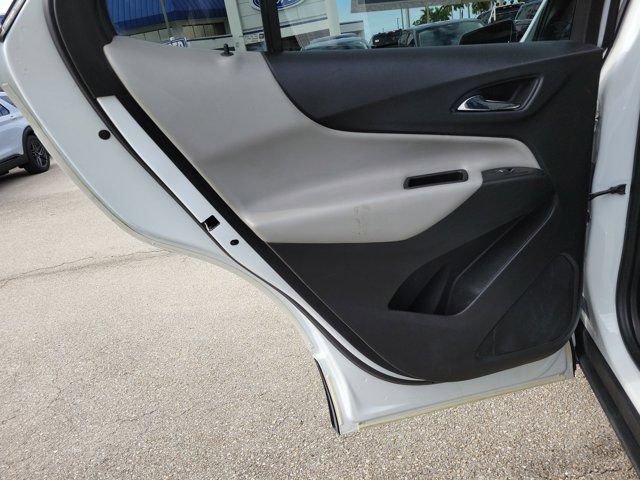 Used 2021 Chevrolet Equinox LS w/ LS Convenience Package FWD image 13