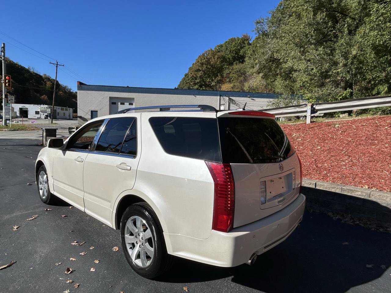 Used 2007 Cadillac SRX AWD/4WD image 3