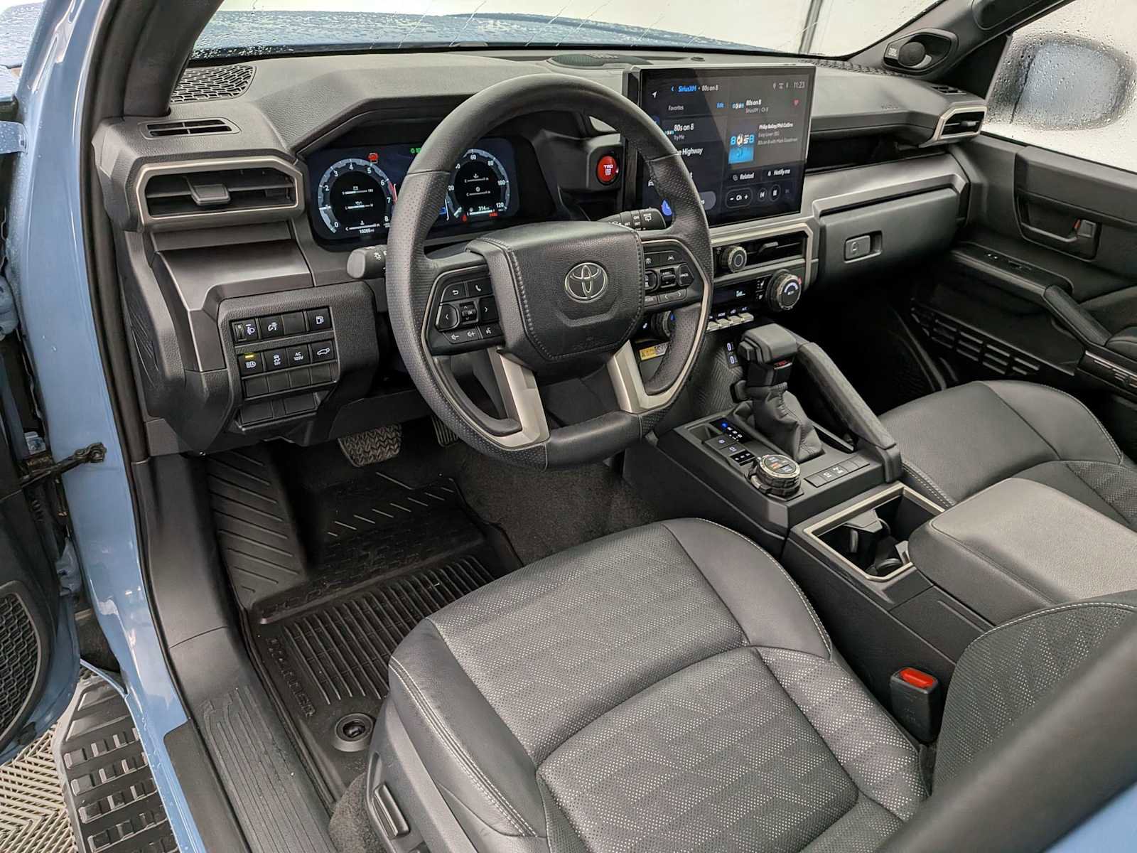 Used 2025 Toyota 4Runner TRD Off-Road Premium image 2