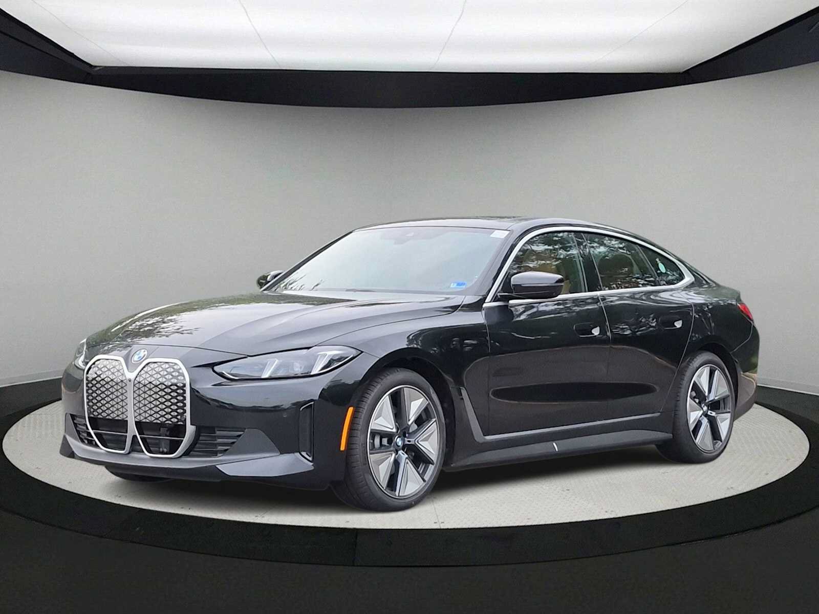 New 2026 BMW i4 xDrive40i w/ Premium Package AWD/4WD image 4