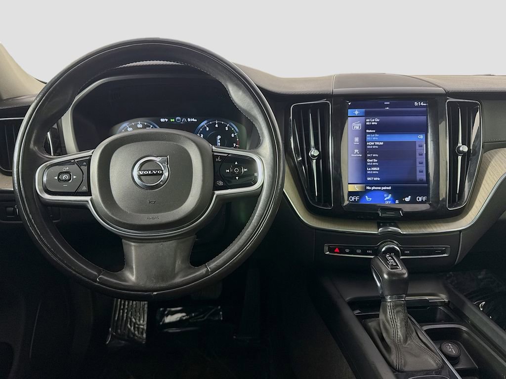 Used 2018 Volvo XC60 T5 Inscription w/ Convenience Package AWD/4WD image 28