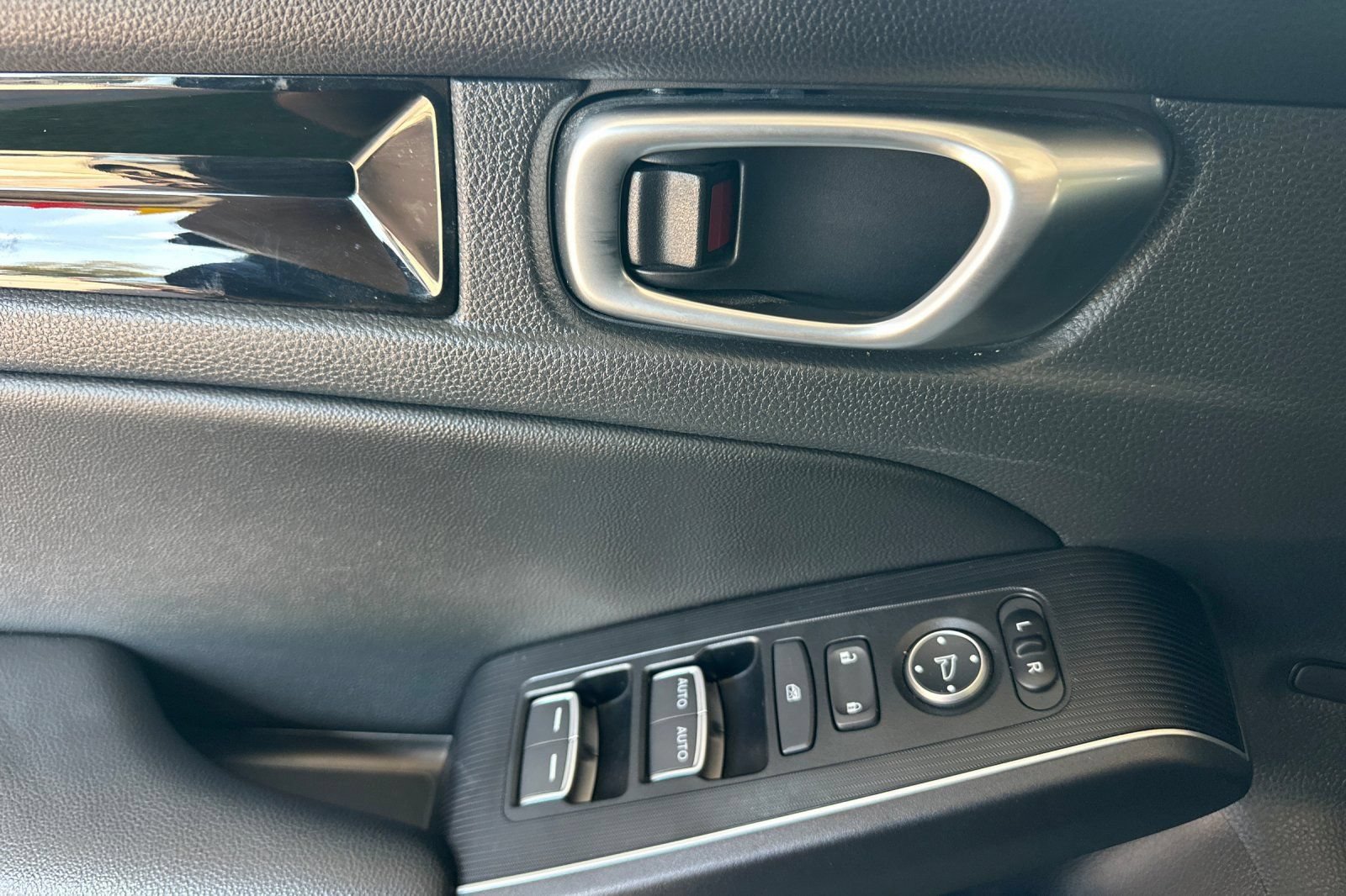 Used 2024 Honda Civic Touring image 11