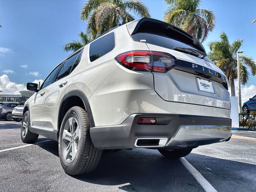 New 2026 Honda Pilot Black Edition image 19