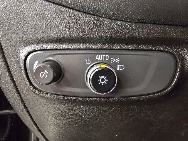Used 2021 Chevrolet Equinox LT AWD/4WD image 14