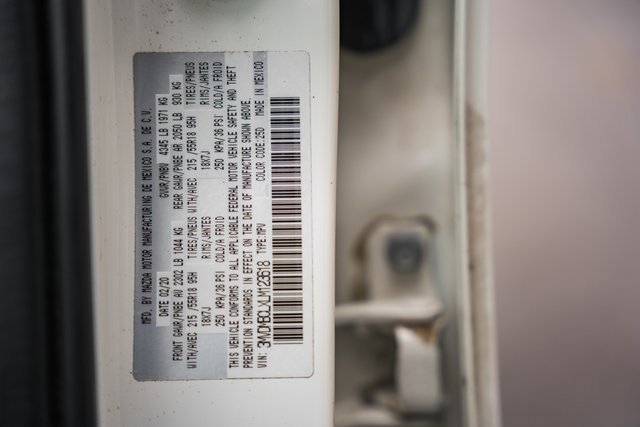 Used 2020 MAZDA CX-30 AWD w/ Select Package image 38