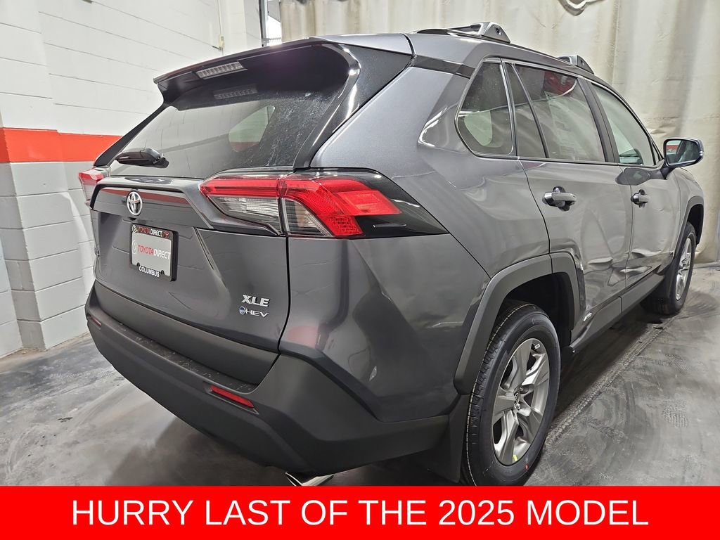 New 2025 Toyota RAV4 XLE image 8