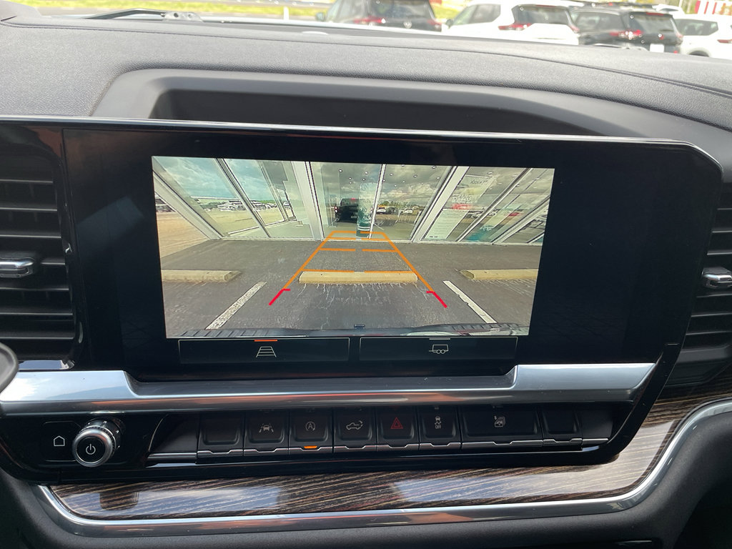 Used 2024 GMC Sierra 1500 Elevation image 16