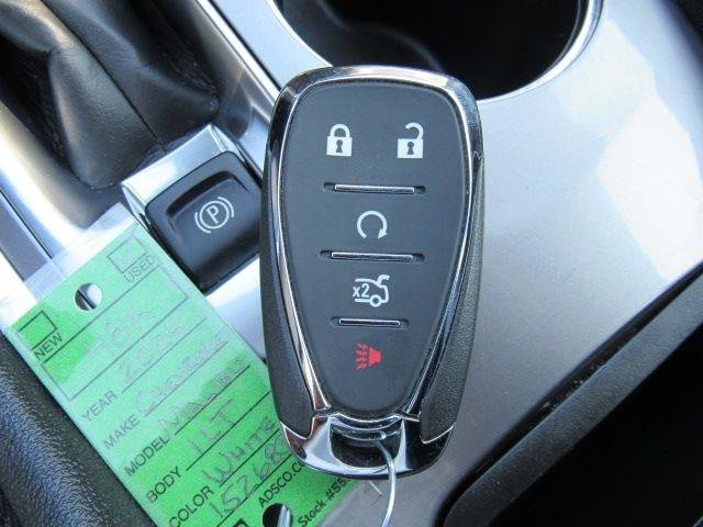 Used 2024 Chevrolet Malibu LT image 21