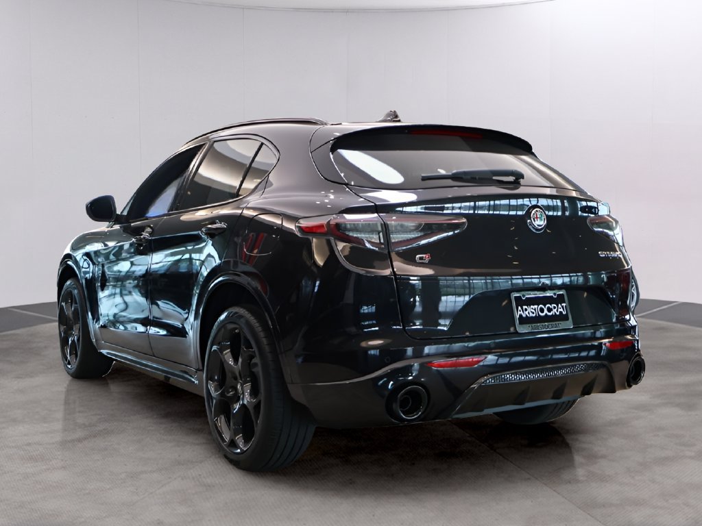 New 2026 Alfa Romeo Stelvio Sprint AWD/4WD image 7