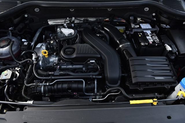 Certified 2025 Volkswagen Taos S FWD image 22