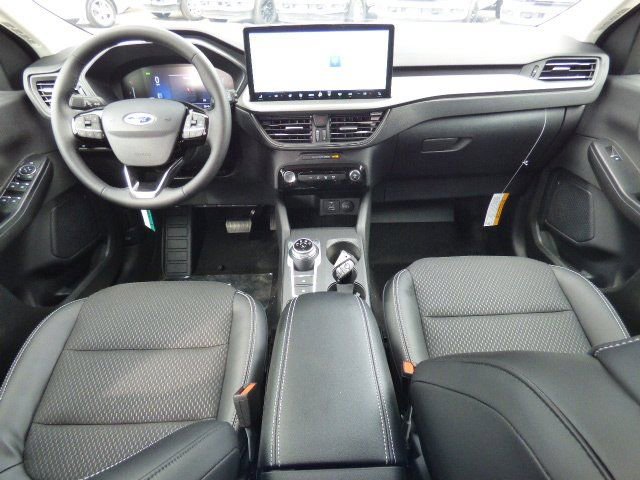 New 2025 Ford Escape SE image 2
