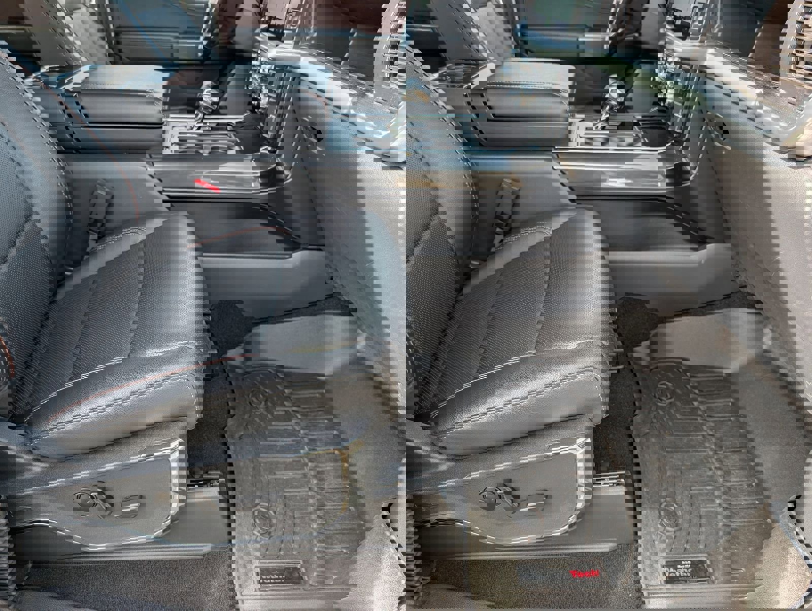 Used 2022 Ford F150 Lariat image 28