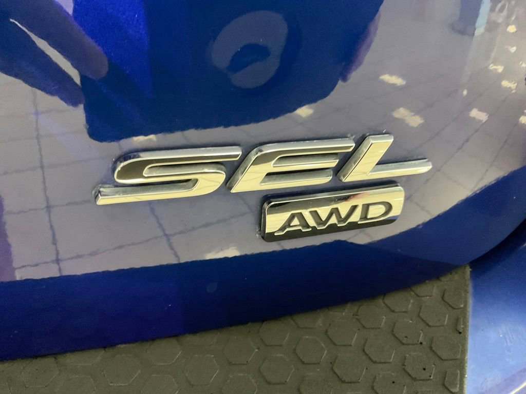 Used 2015 Ford Edge SEL w/ Equipment Group 201A AWD/4WD image 23