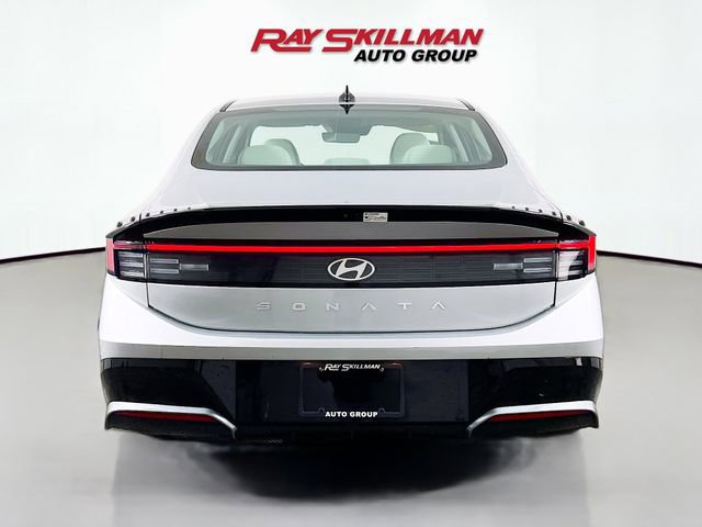Used 2025 Hyundai Sonata SEL FWD image 6