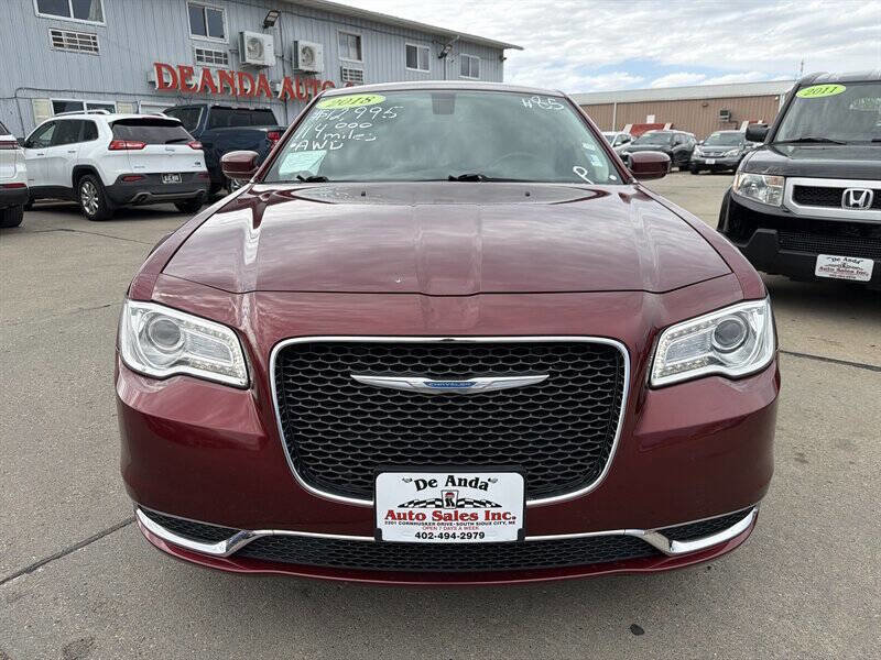 Used 2018 Chrysler 300 Touring L AWD/4WD image 9