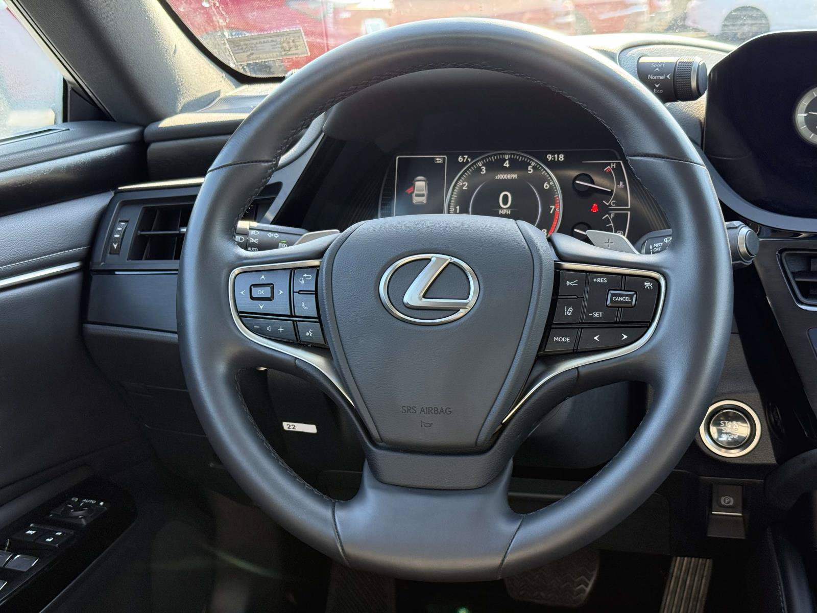 Used 2025 Lexus ES 350 w/ Premium Package FWD image 9