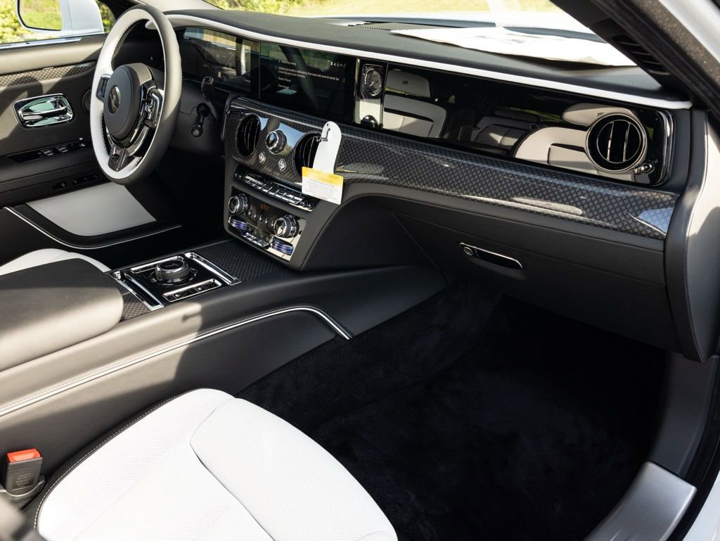 New 2026 Rolls-Royce Ghost Black Badge image 70