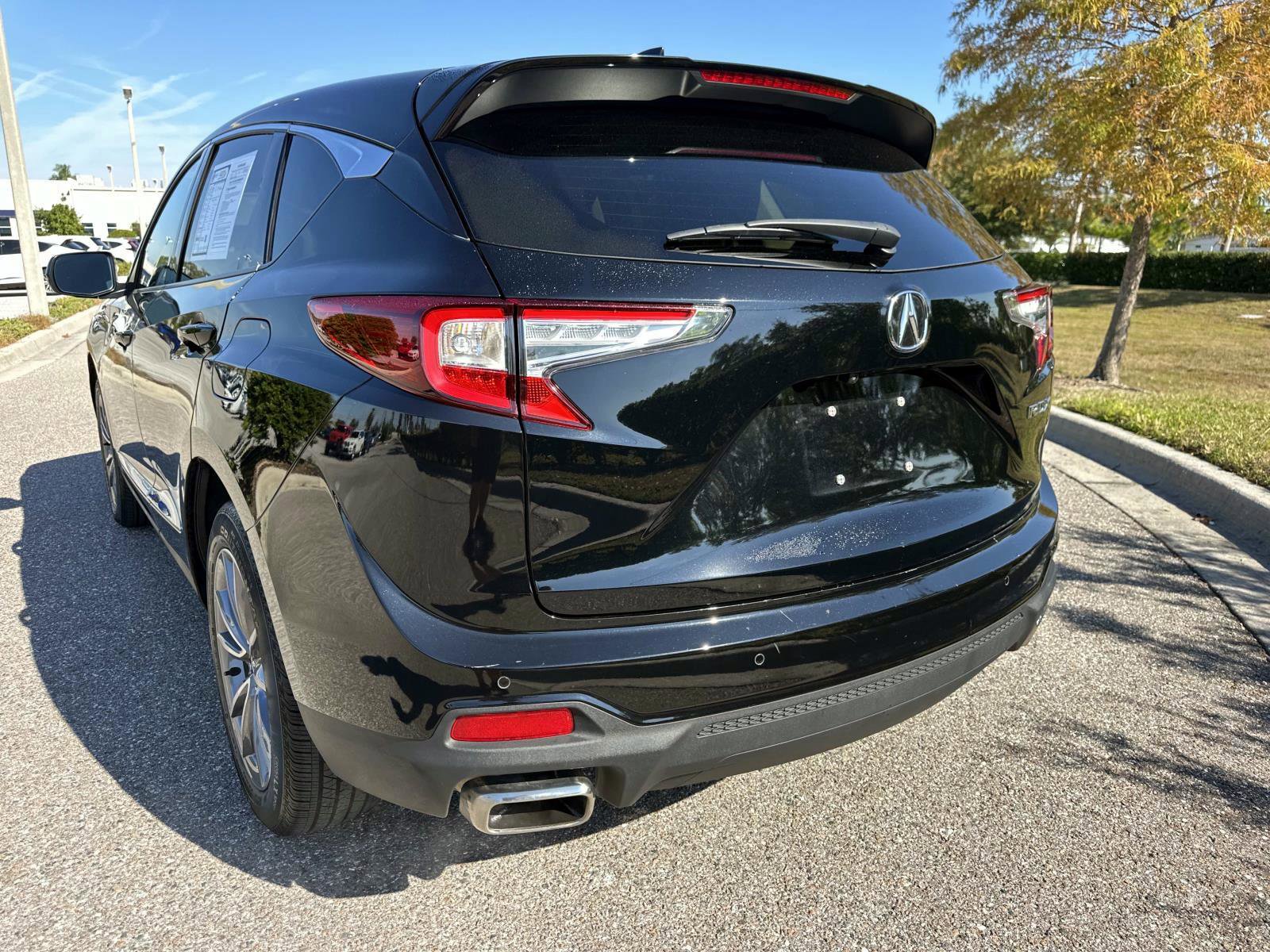 Used 2023 Acura RDX FWD w/ Technology Package image 9