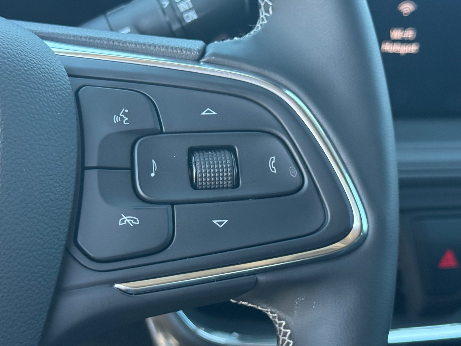 Used 2026 Buick Encore GX Avenir w/ Avenir Technology Package FWD image 14
