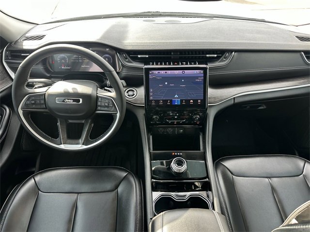 Used 2023 Jeep Grand Cherokee L Limited image 10