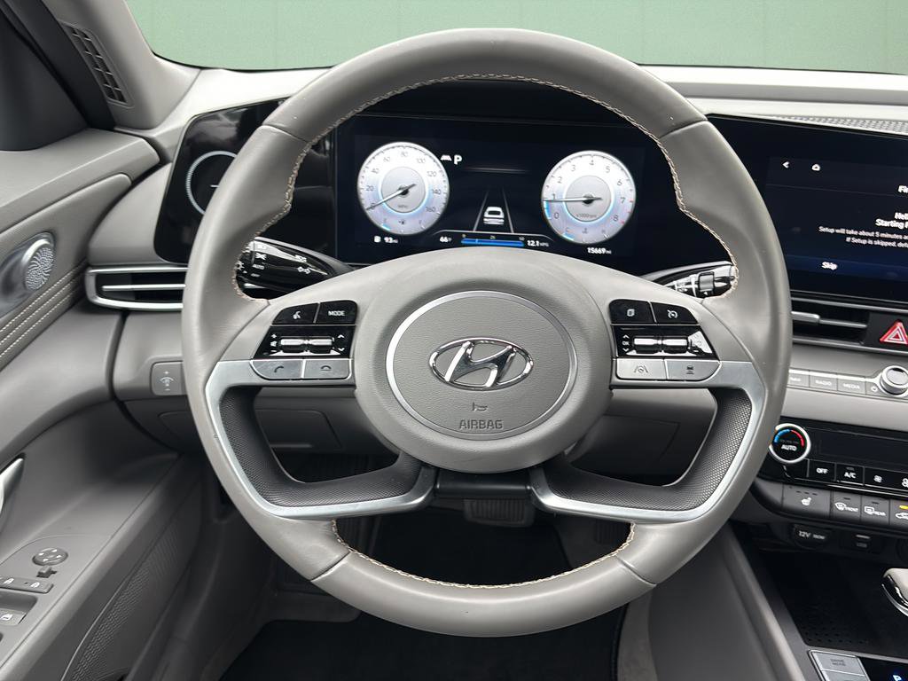 Certified 2023 Hyundai Elantra SEL w/ Convenience Package FWD image 25