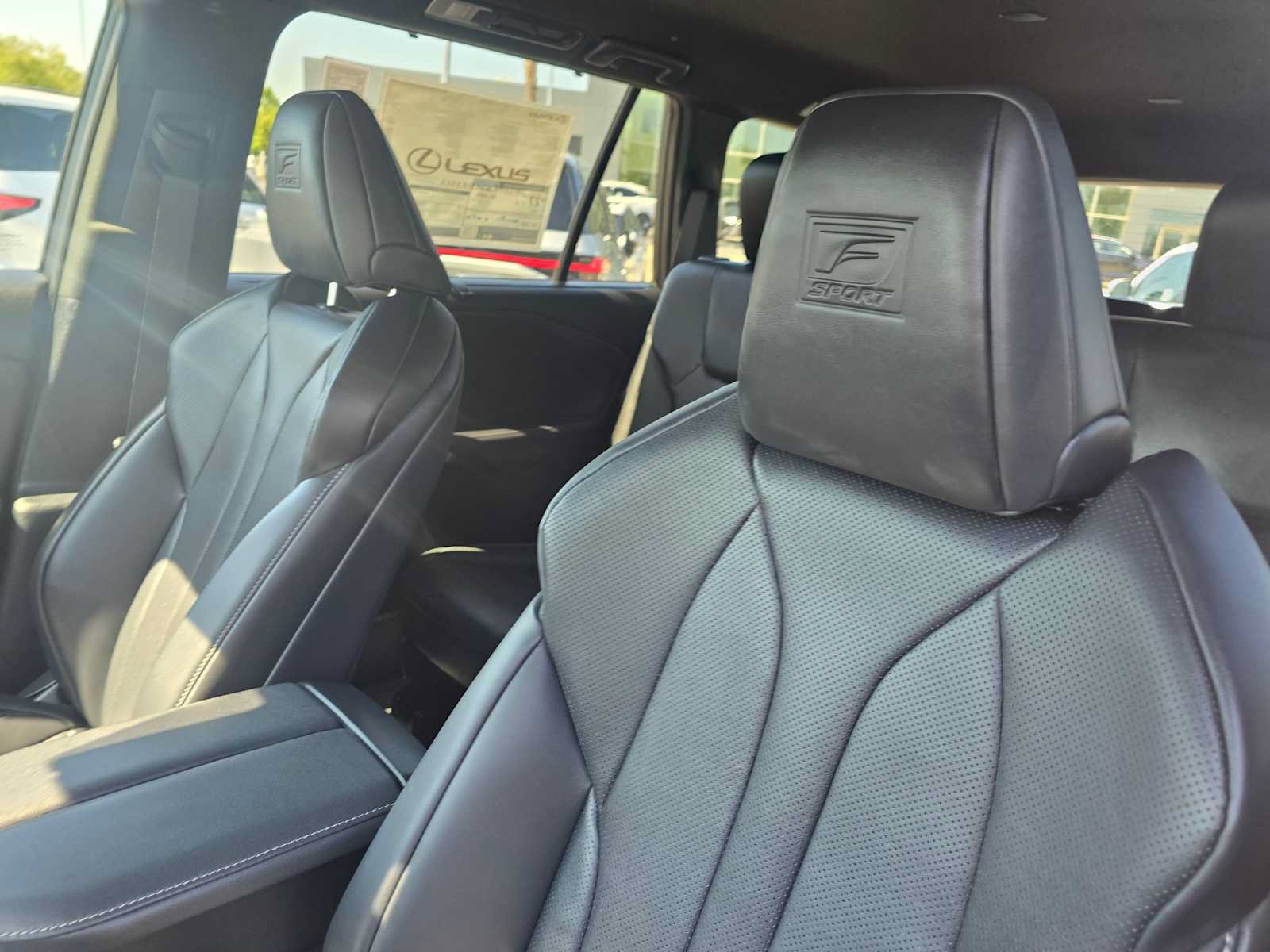 New 2026 Lexus TX 500h AWD image 25