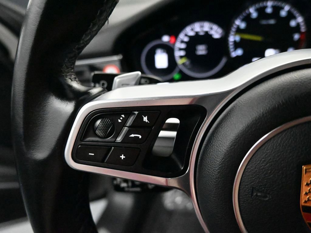 Used 2020 Porsche Panamera 4 image 41