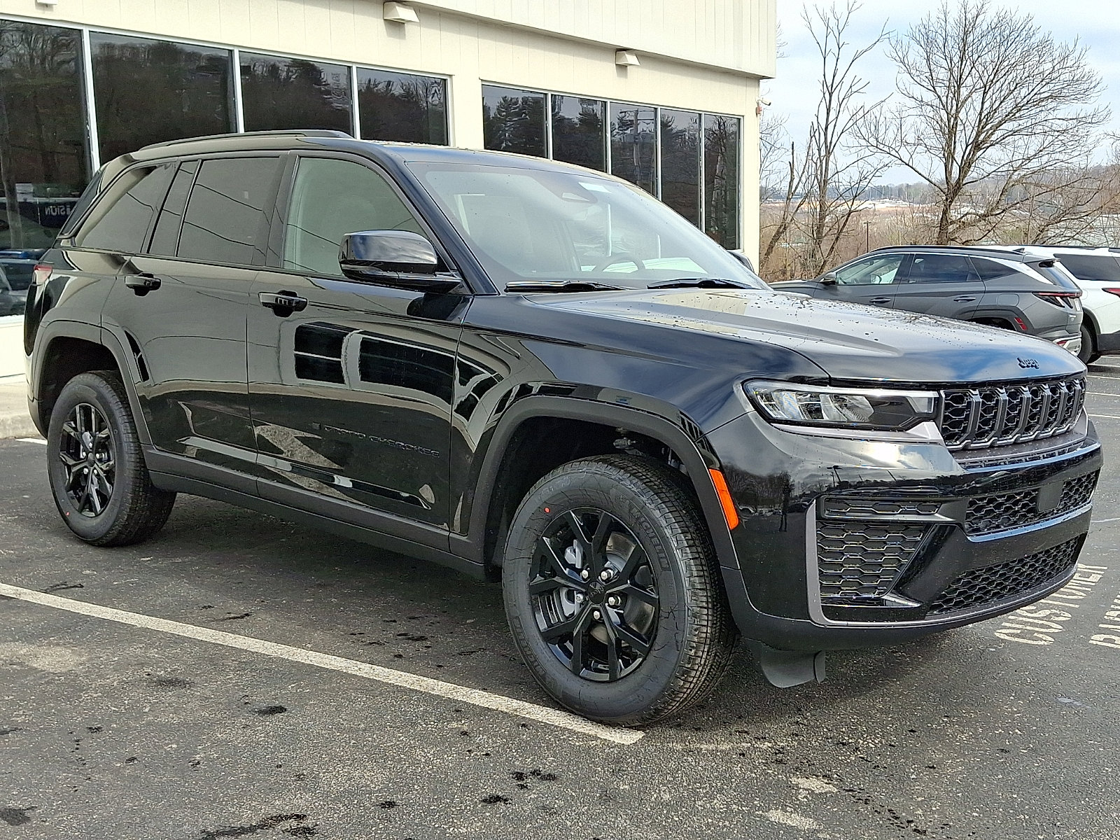 New 2026 Jeep Grand Cherokee Altitude AWD/4WD image 2