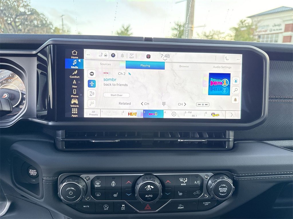 New 2025 Jeep Gladiator Mojave w/ Steel Bumper Group image 22