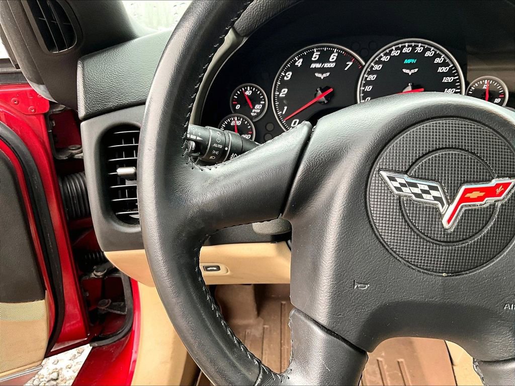 Used 2005 Chevrolet Corvette Coupe w/ Preferred Equipment Group image 13
